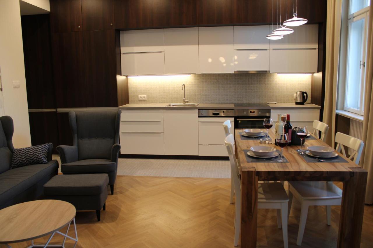 Dominican Square By Hashtag Apartments クラクフ エクステリア 写真